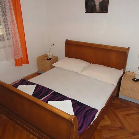 Apartman Apartments By The Sea Okrug Gornji, Ciovo - 11231