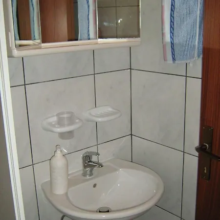 Apartman Apartments By The Sea Okrug Gornji, Ciovo - 11231