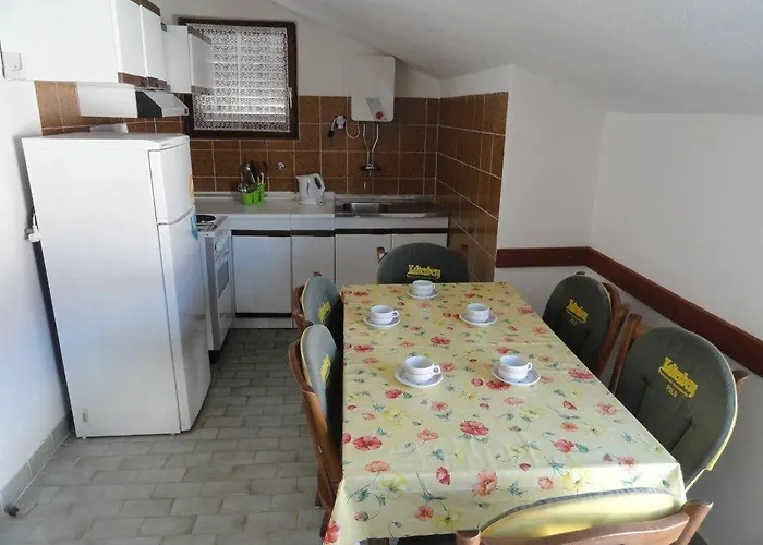Apartman Apartments By The Sea Okrug Gornji, Ciovo - 11231 *